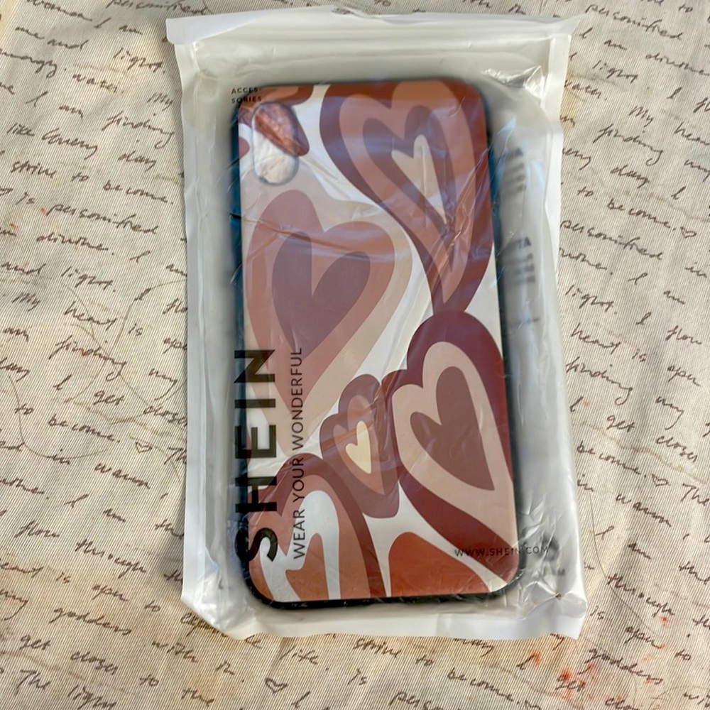 Brown Hearts Cute Case iPhone XR